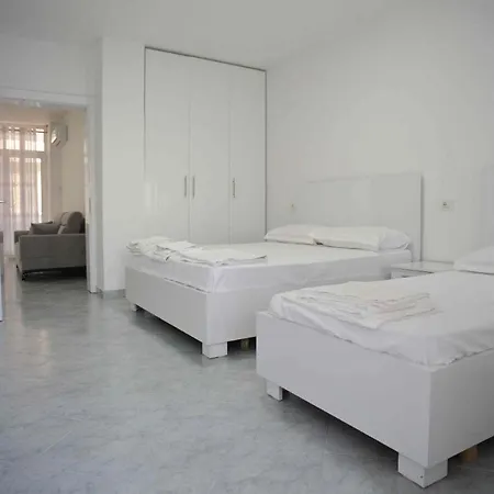 Emmi Beach View Durrës