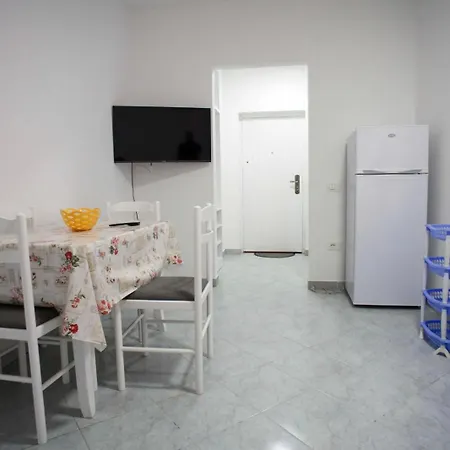 Apartment Emmi Beach View *